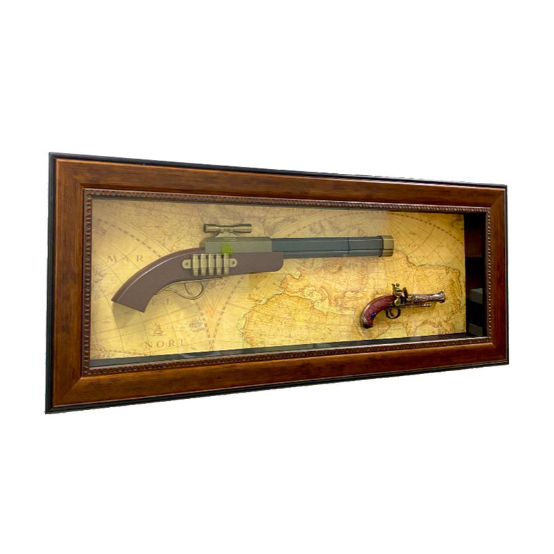 Décor de pistolet antique avec cadre en bois (95,5x39,5x7cm)